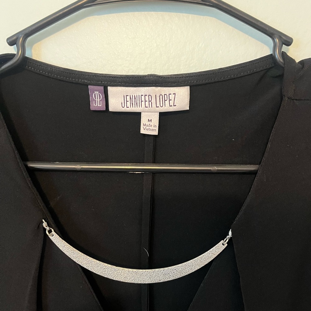 Jennifer Lopez Black Draped Sleeveless Blouse - Picture 3 of 4